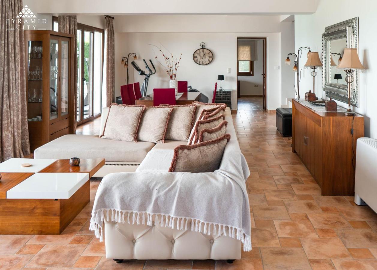 Luxury Villa Hera - Beachfront Roda  Luaran gambar