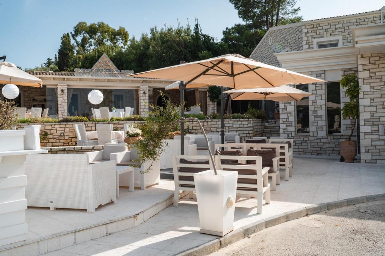 Luxury Villa Hera - Beachfront Roda  Luaran gambar